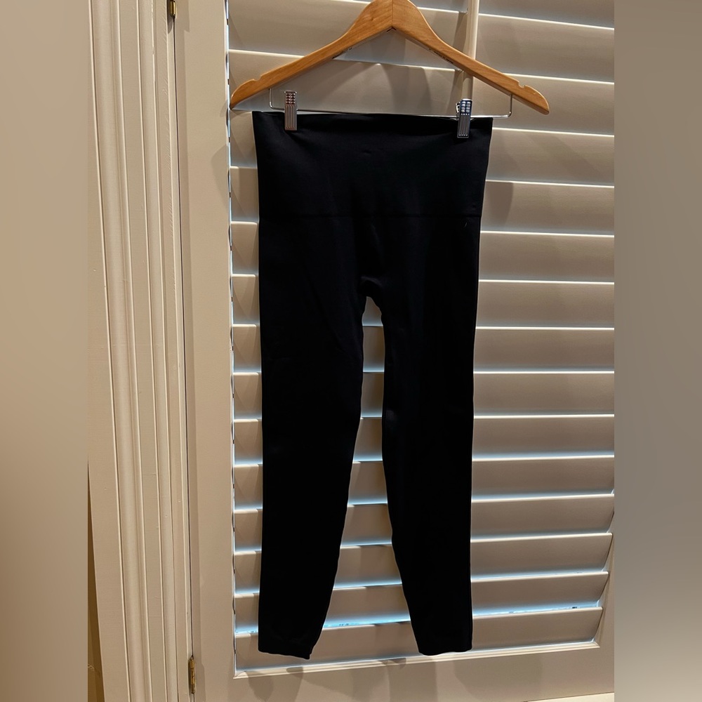 Like new! Black Spanx leggings